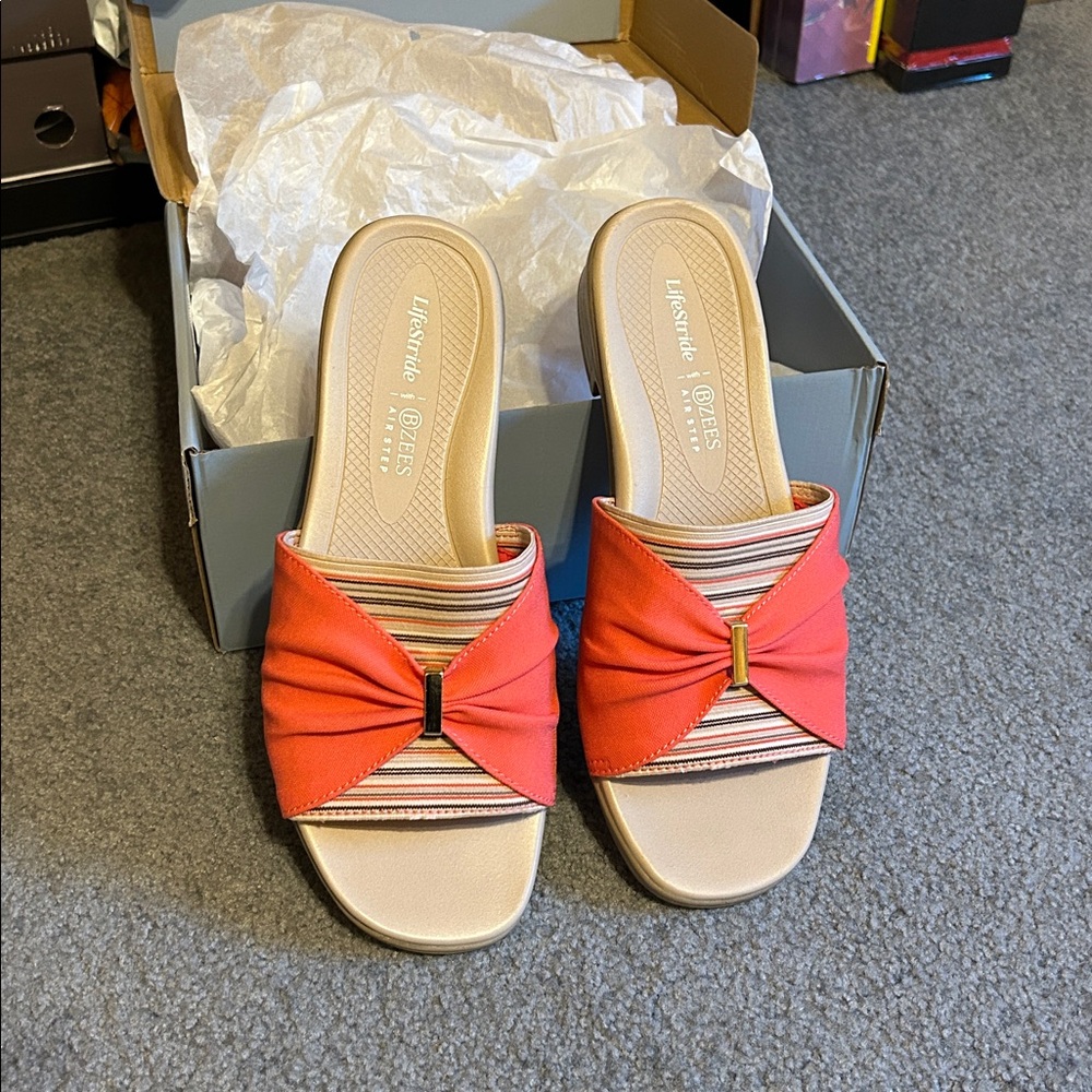 Life Stride Women's tangerine and Beige Slide Sandals - Picture 3 of 3